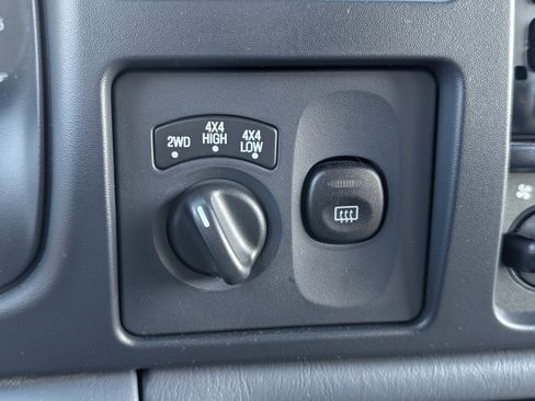 Used 2000 Ford Excursion XLT image 12