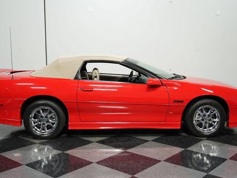 Used 2002 Chevrolet Camaro Z28 w/ Sport Appearance Pkg image 11
