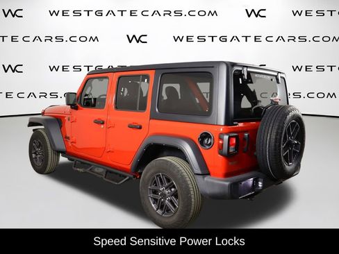 Used 2024 Jeep Wrangler Unlimited Sport AWD/4WD image 5