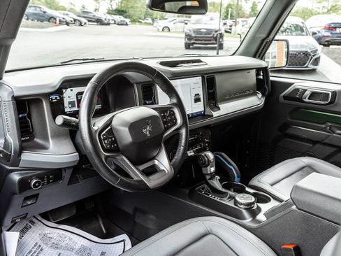 Used 2024 Ford Bronco Black Diamond AWD/4WD image 9