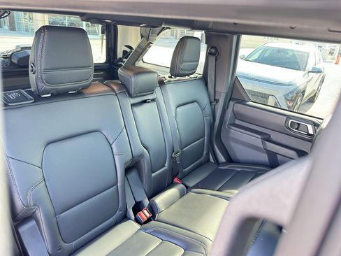 New 2025 Ford Bronco Badlands image 37
