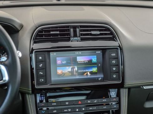 Used 2018 Jaguar F-PACE R-Sport AWD/4WD image 32