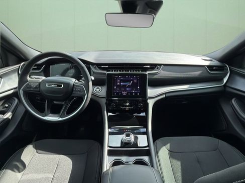 New 2026 Jeep Grand Cherokee L Laredo AWD/4WD image 20