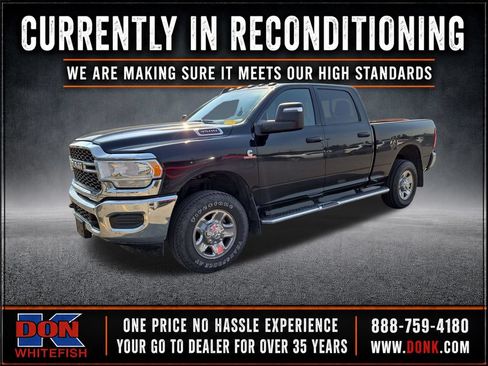 Used 2024 RAM 3500 Tradesman w/ Chrome Appearance Group AWD/4WD image 3