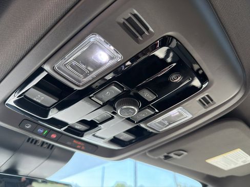 New 2026 GMC Yukon Elevation w/ Elevation Premium Package image 31