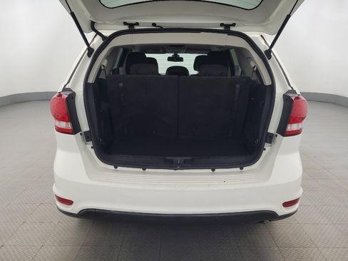 Used 2019 Dodge Journey SE w/ Connectivity Group image 29