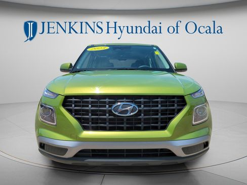 Certified 2023 Hyundai Venue SE FWD image 8