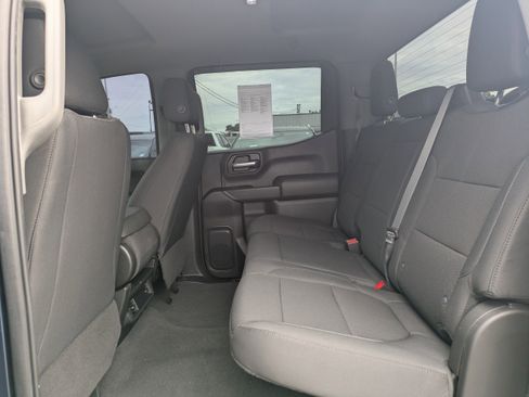 Used 2022 Chevrolet Silverado 1500 Custom RWD image 12