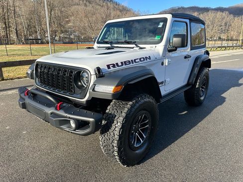 New 2026 Jeep Wrangler Rubicon w/ Xtreme 35 Tire Package image 8