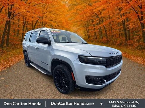 Used 2023 Jeep Wagoneer Series II image 1