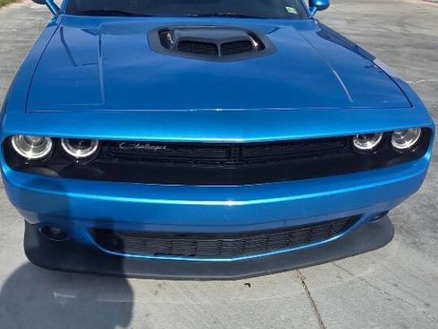 Used 2016 Dodge Challenger R/T Scat Pack RWD image 7