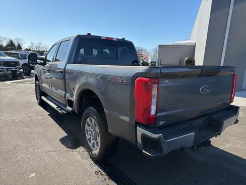 Used 2023 Ford F250 XLT image 5