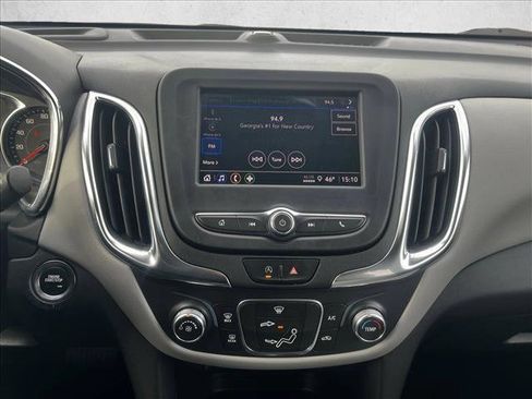 Used 2022 Chevrolet Equinox LT image 13