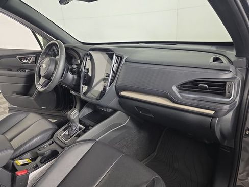 Used 2025 Subaru Forester Limited AWD/4WD image 29