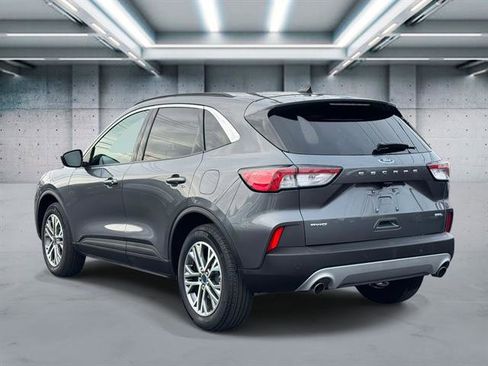 Used 2022 Ford Escape SEL image 5