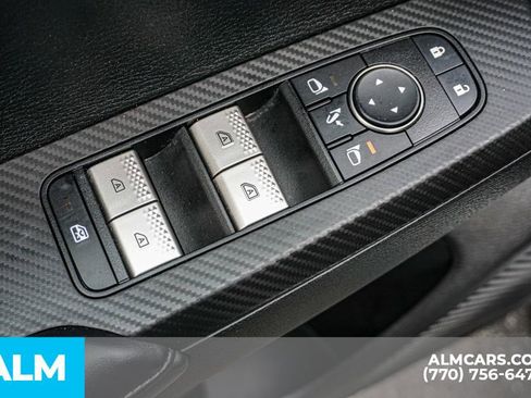 Used 2023 Mitsubishi Outlander SE image 52