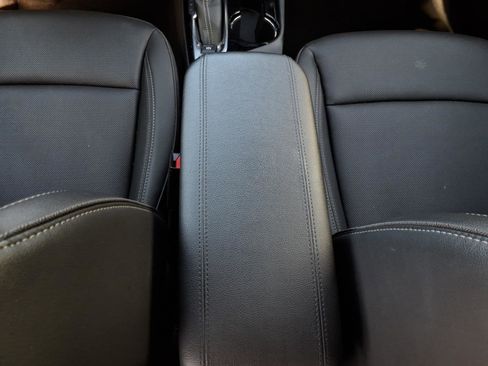 Used 2024 Buick Encore GX Sport Touring image 17