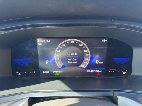 Used 2022 Volkswagen Taos SE image 21