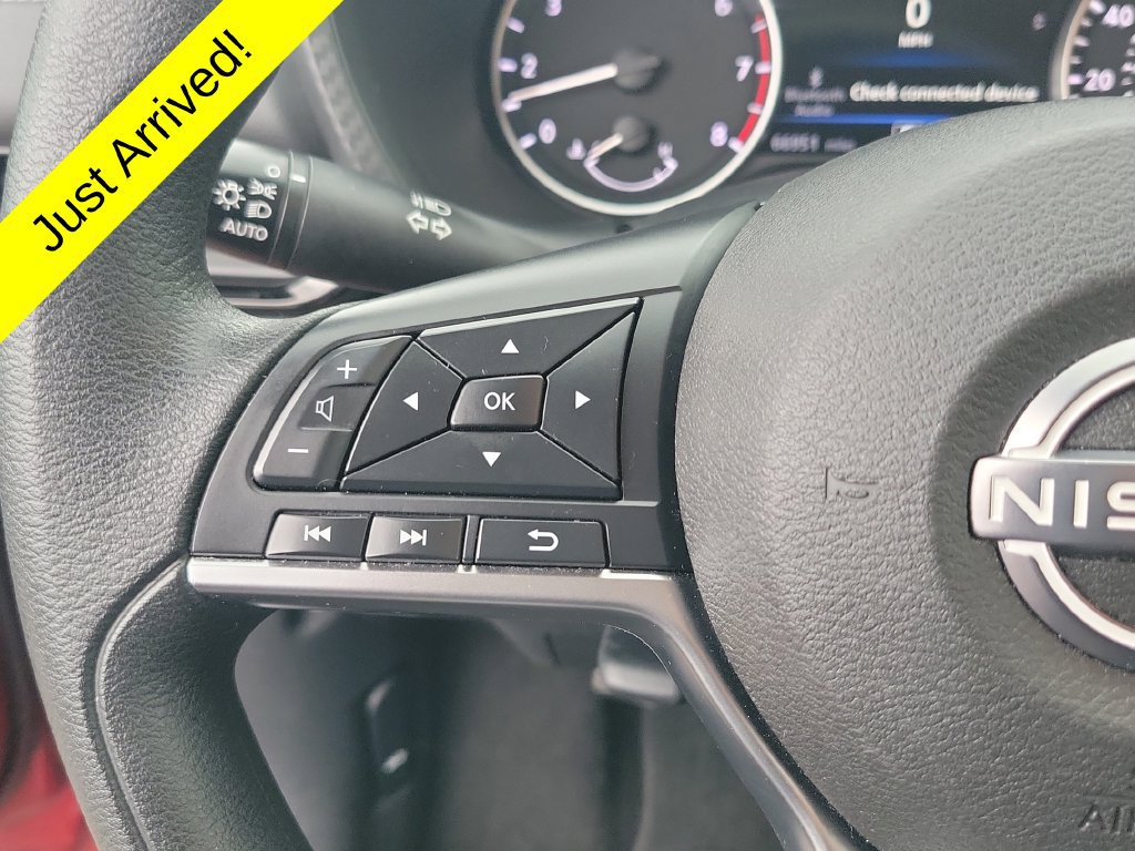 Used 2024 Nissan Sentra SV FWD image 22