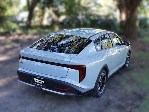New 2026 Kia K4 EX FWD image 7