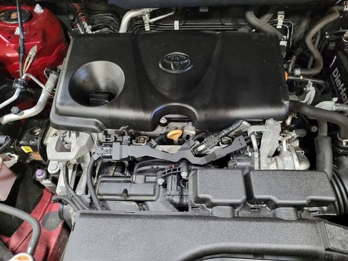Used 2020 Toyota RAV4 LE w/ All Weather Liner Package AWD/4WD image 30