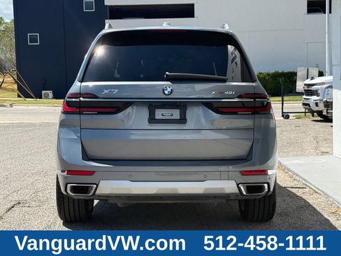 Used 2023 BMW X7 xDrive40i w/ Premium Package AWD/4WD image 7