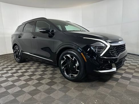 Used 2023 Kia Sportage SX image 2