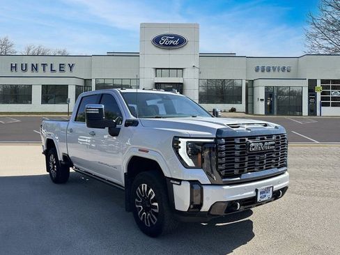 Used 2024 GMC Sierra 3500 Denali Ultimate image 4