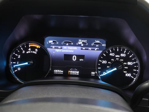 Used 2021 Ford F350 Lariat AWD/4WD image 11