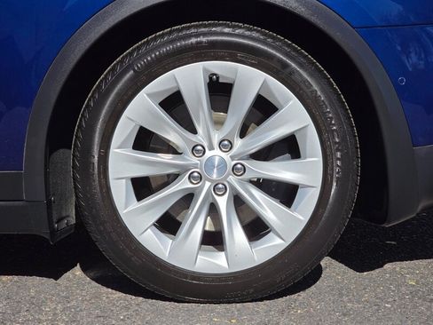 Used 2017 Tesla Model X 100D AWD/4WD image 32