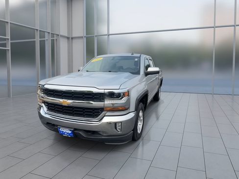 Used 2016 Chevrolet Silverado 1500 LT w/ All Star Edition AWD/4WD image 3
