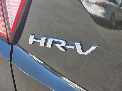 Used 2018 Honda HR-V EX image 14