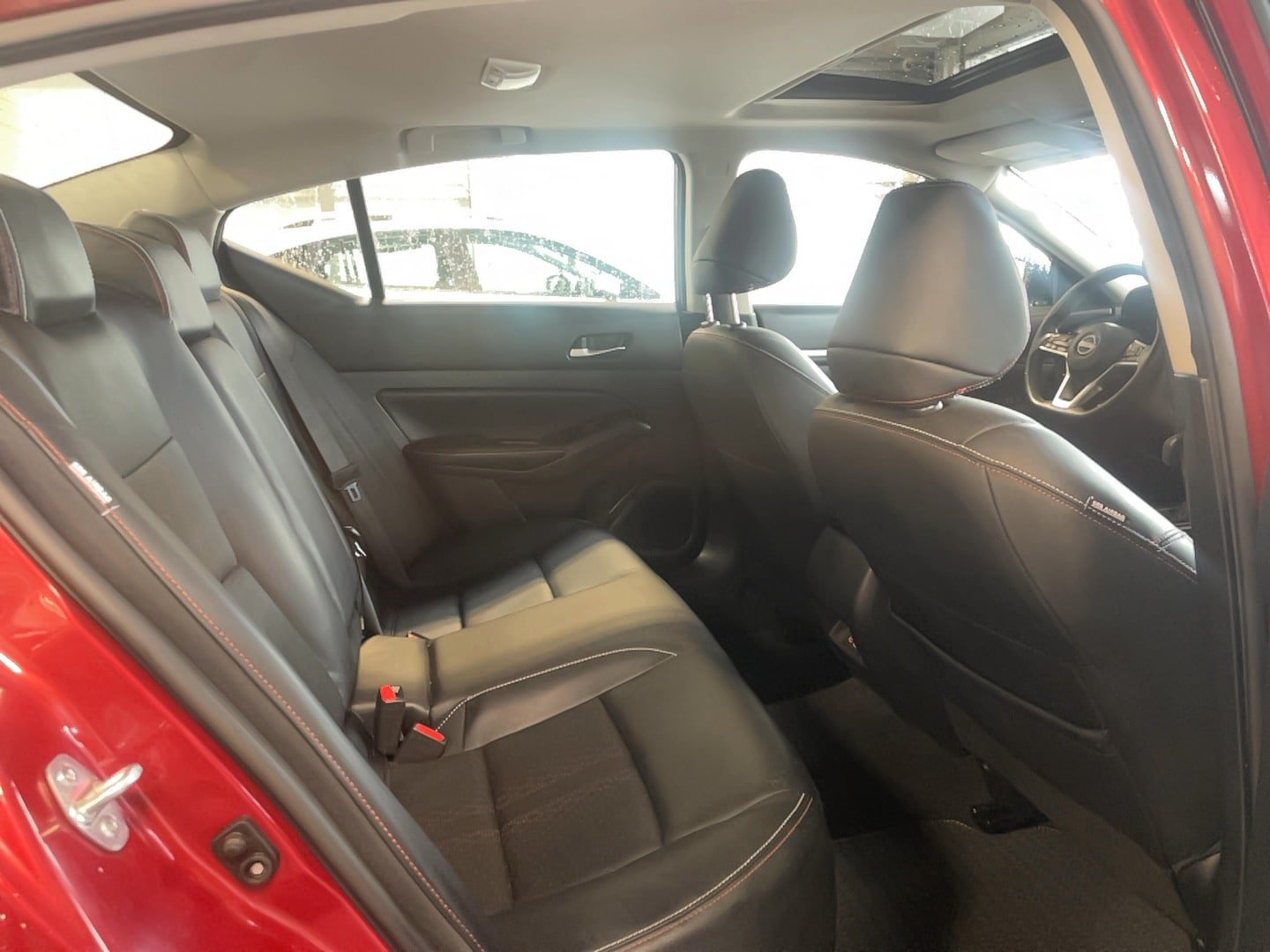 Used 2024 Nissan Altima 2.5 SR w/ SR Premium Package AWD/4WD image 18