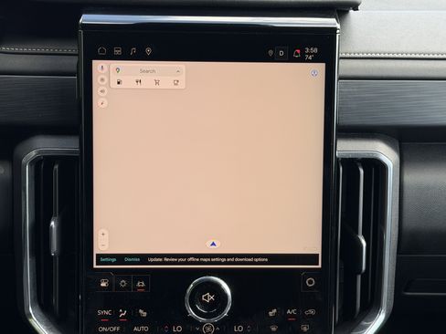 Used 2025 GMC Acadia Elevation image 15