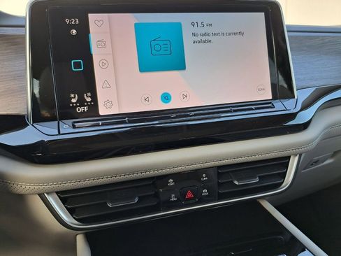 New 2026 Volkswagen Atlas SEL Premium R-Line image 10