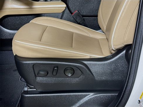 Used 2023 Chevrolet Tahoe Premier image 18