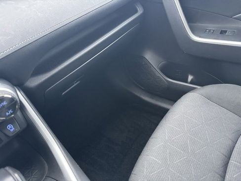 Used 2022 Toyota RAV4 XLE w/ XLE Grade Weather Package image 18