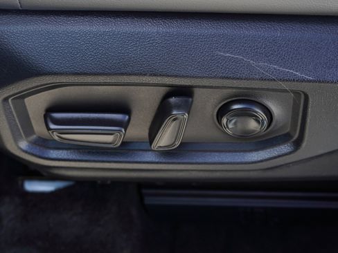 Used 2024 Toyota Tundra Limited image 17