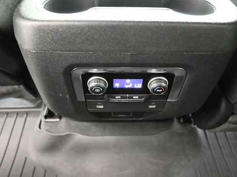 Used 2024 Chevrolet Tahoe LT image 18