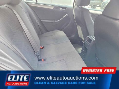 Used 2015 Volkswagen Jetta Sedan image 12