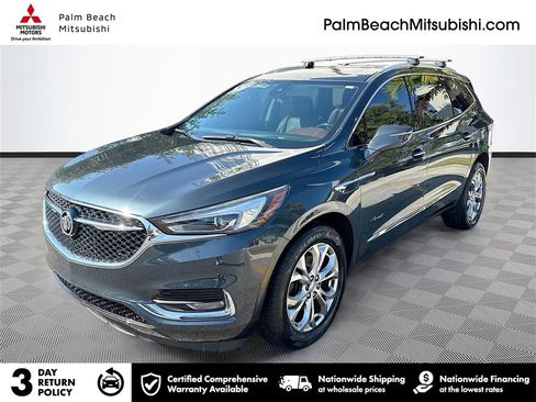 Used 2018 Buick Enclave Avenir image 1