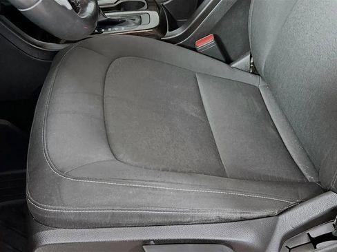 Used 2016 GMC Canyon SLE image 19