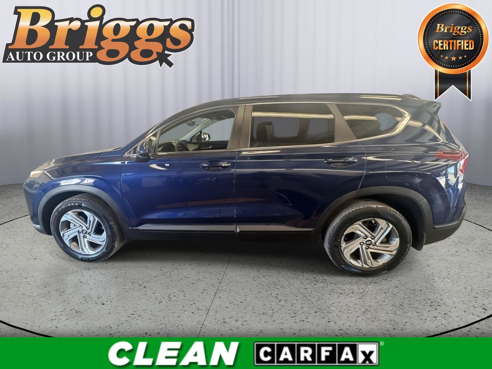 Used 2023 Hyundai Santa Fe SE FWD image 1