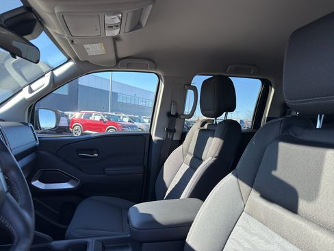 Certified 2024 Nissan Frontier SV w/ Hardbody Edition image 26
