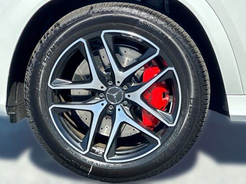 New 2025 Mercedes-Benz GLE 63 AMG S image 11