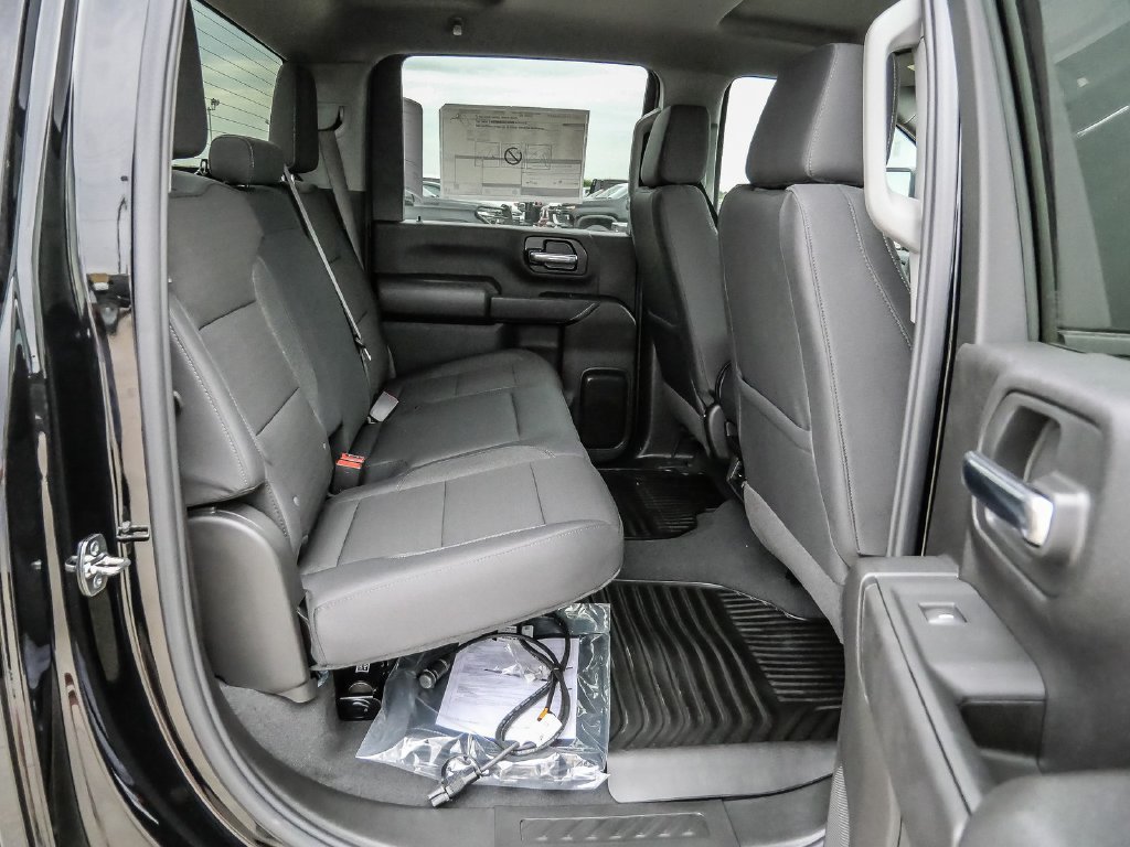 New 2026 Chevrolet Silverado 2500 Custom w/ Custom Value Package AWD/4WD image 19