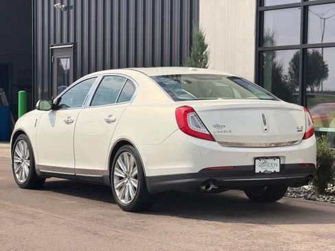 Used 2013 Lincoln MKS AWD image 3