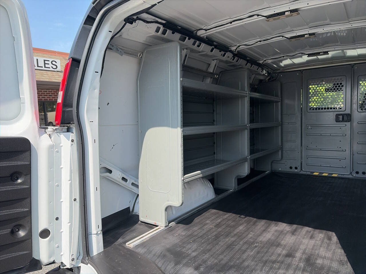 Used 2022 Chevrolet Express 2500 w/ Driver Convenience Package RWD image 28