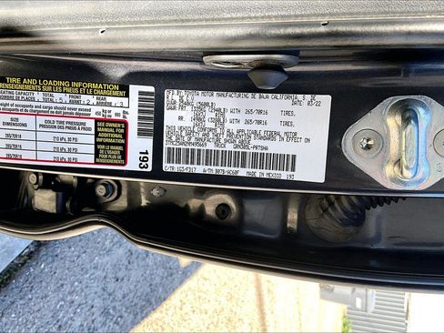 Used 2022 Toyota Tacoma TRD Off-Road image 3