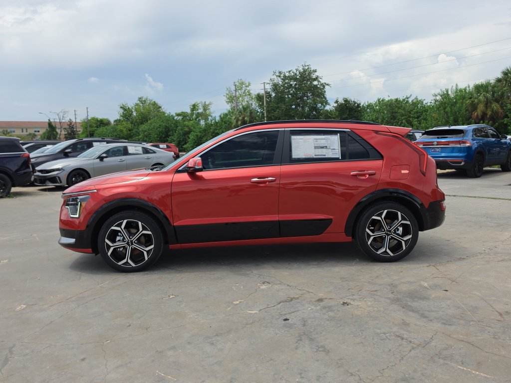New 2026 Kia Niro SX Touring FWD image 5